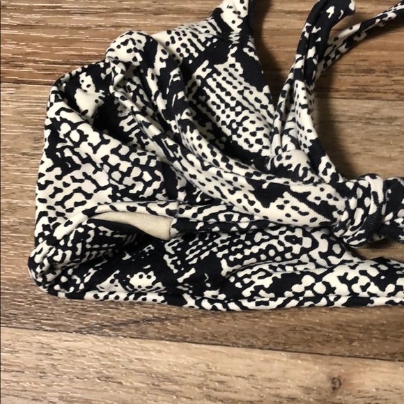 Midori Knox Print Bikini Top - Picture 5 of 7